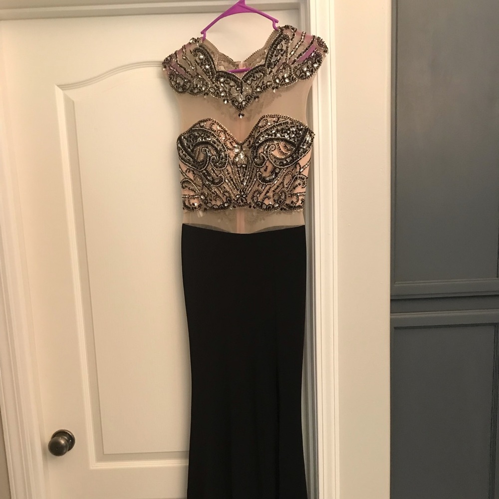 Gorgeous on. Worm only once.